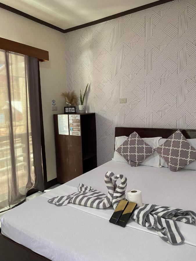 Mia Affordable Rooms 엘니도 외부 사진