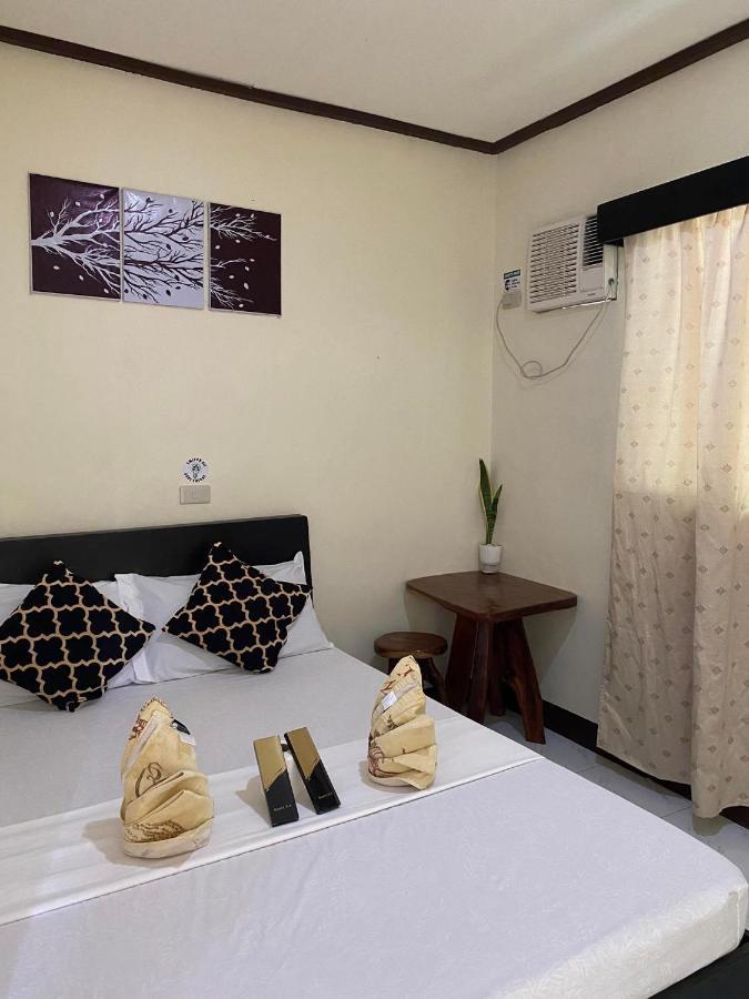 Mia Affordable Rooms 엘니도 외부 사진